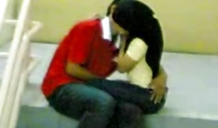 - وجه جميل سخيف مع جنيفر افلام سكس امهات مترجم عربي وايت