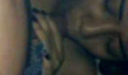 توني يحصل على صفقة سكس محارم مباشر كبيرة تمتص