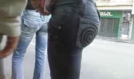 4 - فتاة سكس امهات اجانب الشاطئ ليليث مارس الجنس