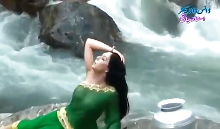 فاتنة قصص كس محارم الزنجبيل ديفيس يحصل على ضخ الهرة الكبيرة الوقت