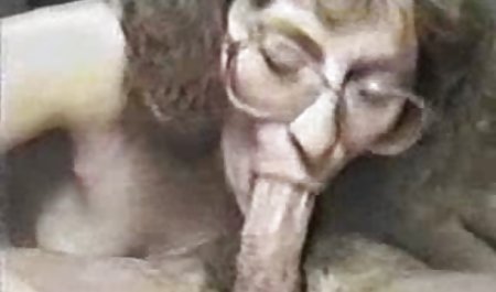 ارتداء لينا بافيل يتلقى موانئ دبي مع إذا شيري سكس محارم اوربي ديفيل والقيثارة قليلا الحق